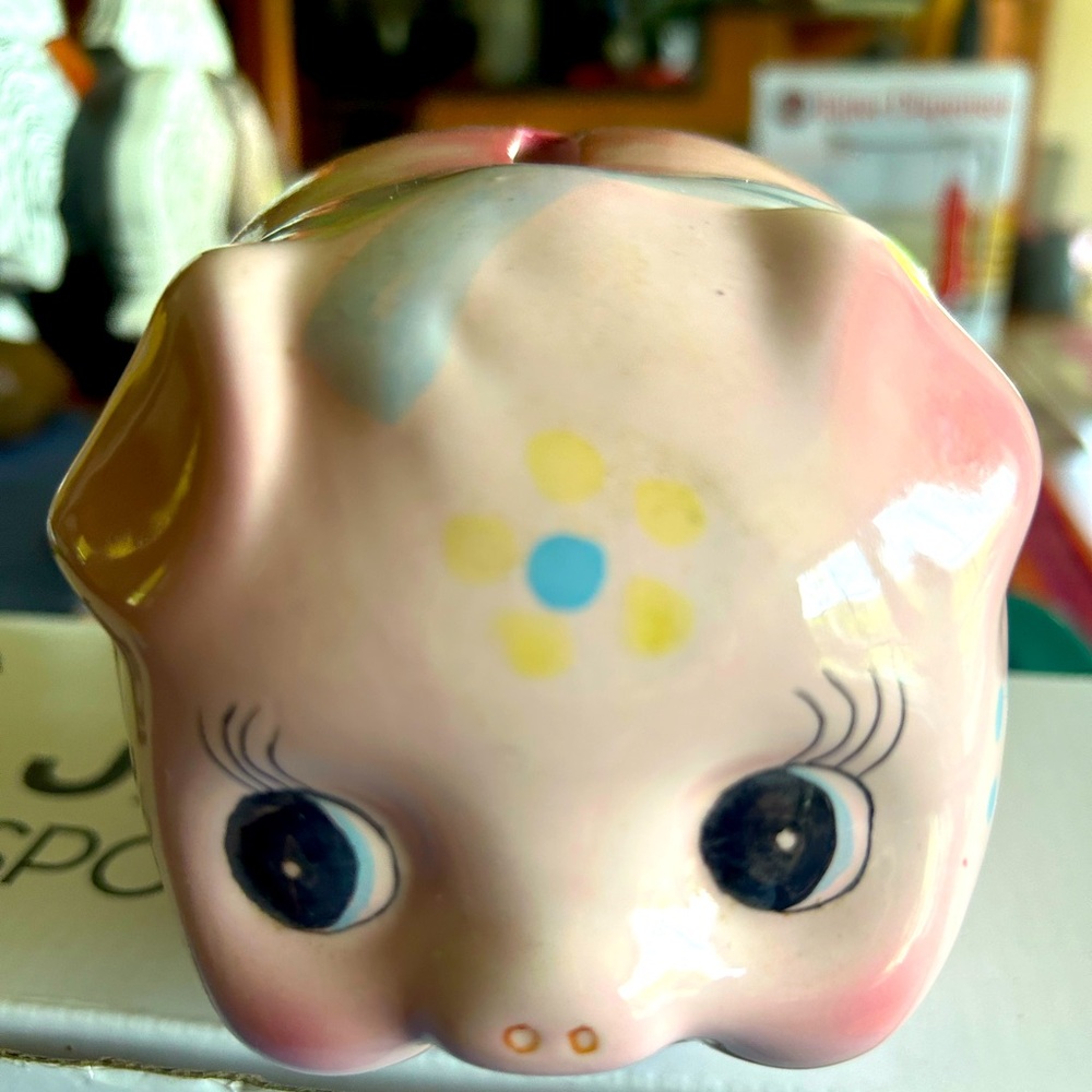 GUC Vintage Antique Ceramic Piggy Bank